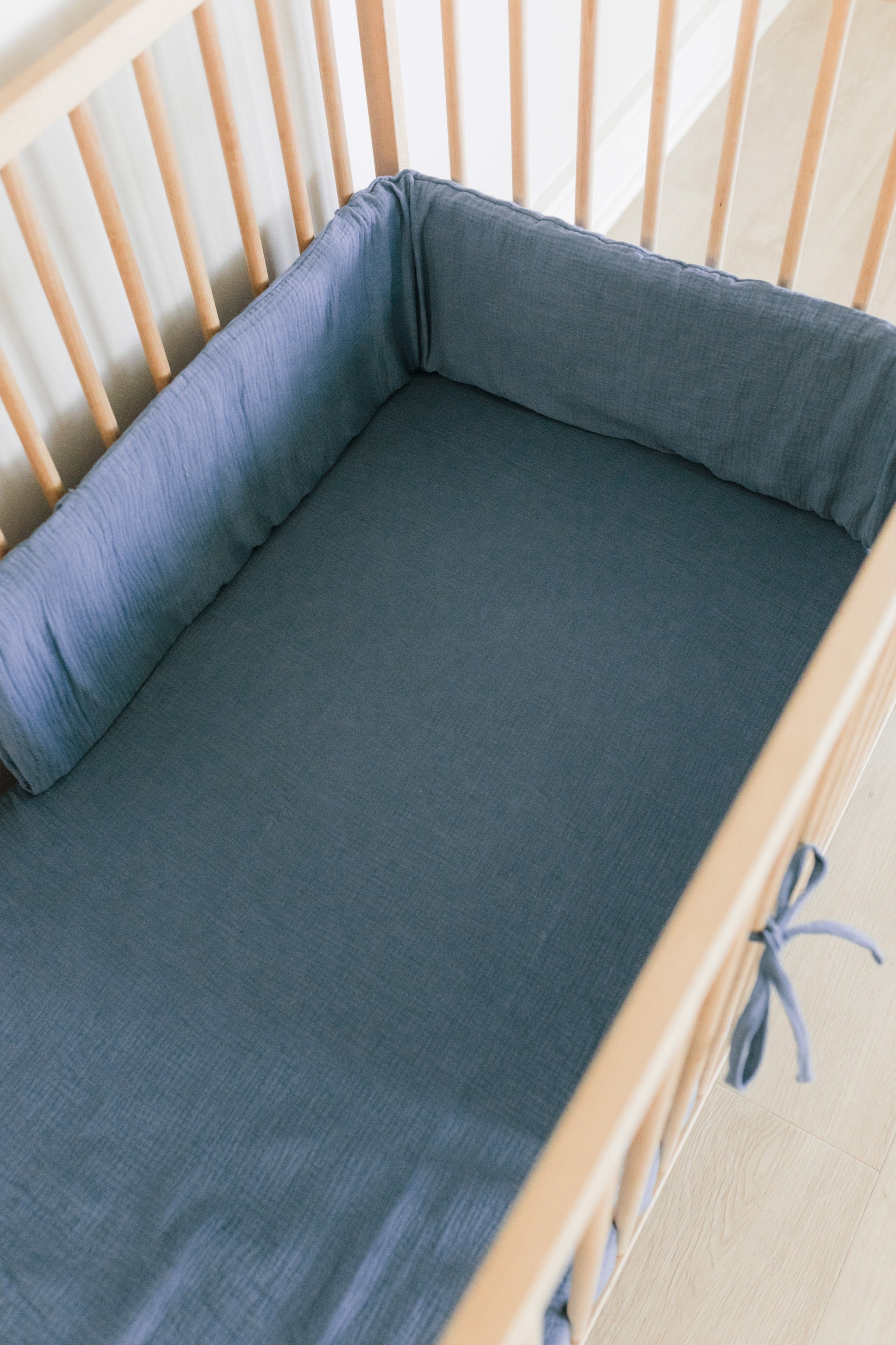 Blue store cot bumper